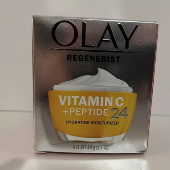 Regenerist Vitamin C + Peptide 24 Face Moisturizer - Picture 1 of 3